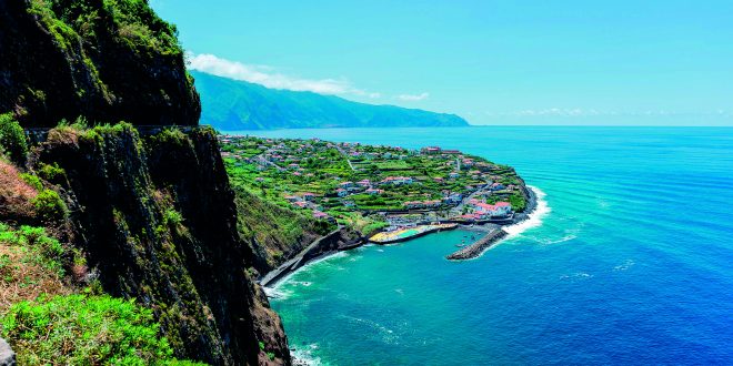 Com clima ameno o ano inteiro, Ilha da Madeira é opção para fugir do inverno europeu