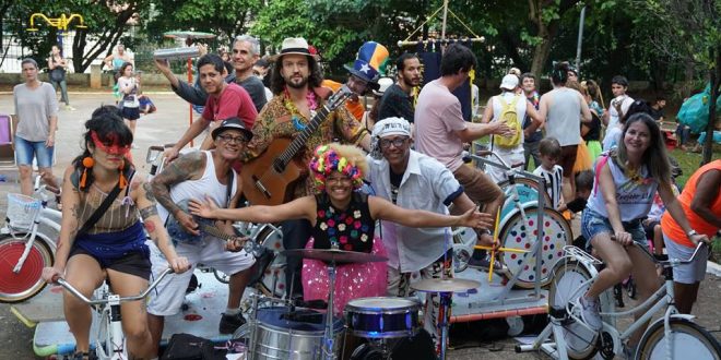 Bloco do Pedal leva proposta de sustentabilidade para Aclimação