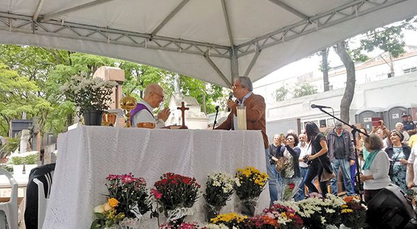 Cemitério da Vila Mariana terá missa especial no Dia de Finados