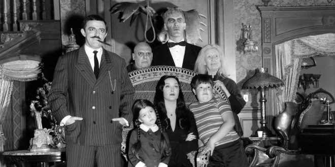 “A Família Addams”, uma família de arrepiar e sorrir