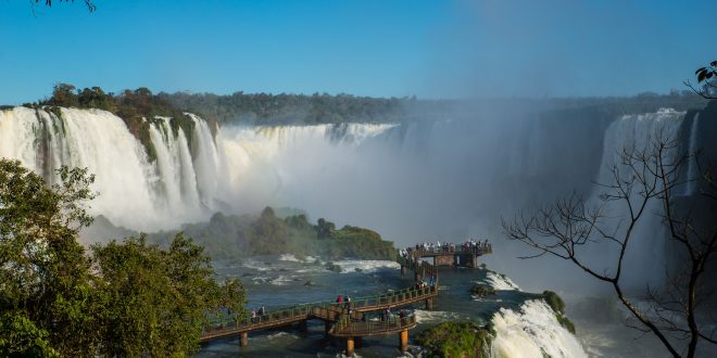 Seis cidades brasileiras sem praias que encantam turistas de todo o mundo